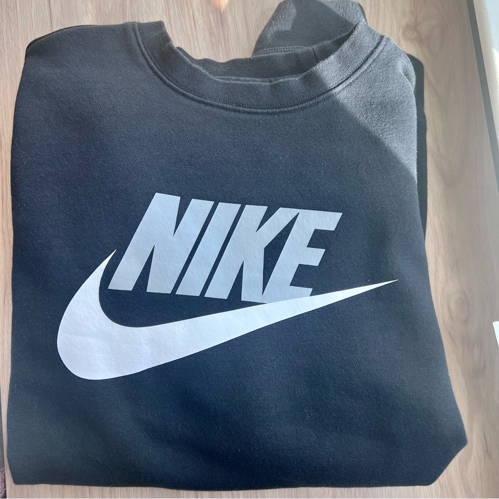 Nike | Kids Future Logo Crew Sweatshirt - Black Fleece